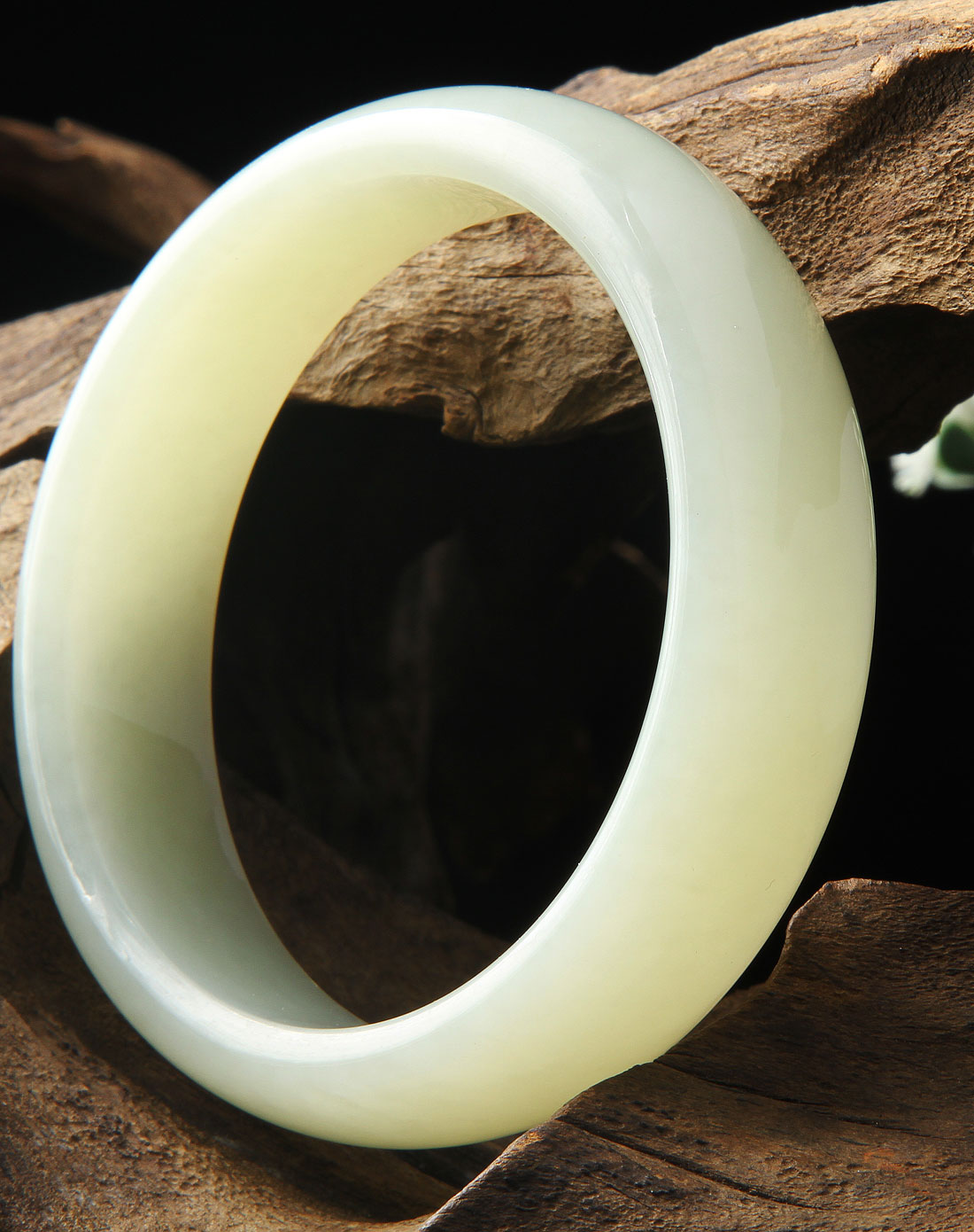 【太阳成tyc7111cc官网】第二届国际青年学生烹饪艺术展暨技能大赛在四川旅游学院举行(图1) tyc7111cc太阳成集团